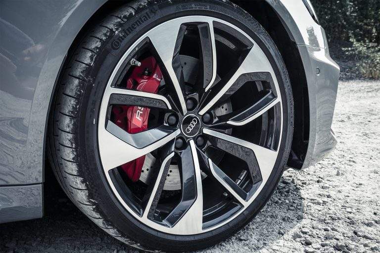 Audi RS4 wheels